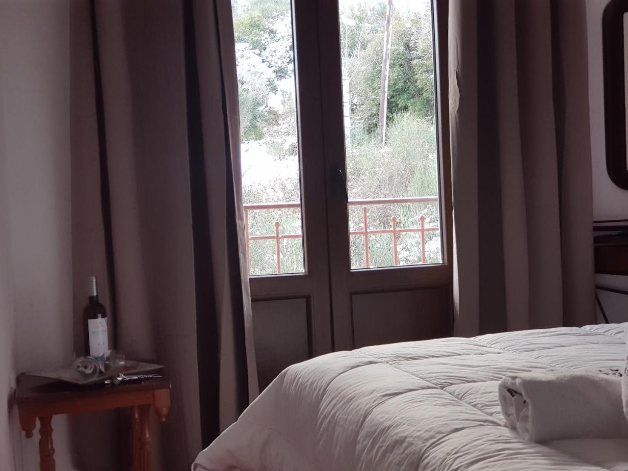 Petra & Elato Art Hotel Valtessiniko Dış mekan fotoğraf