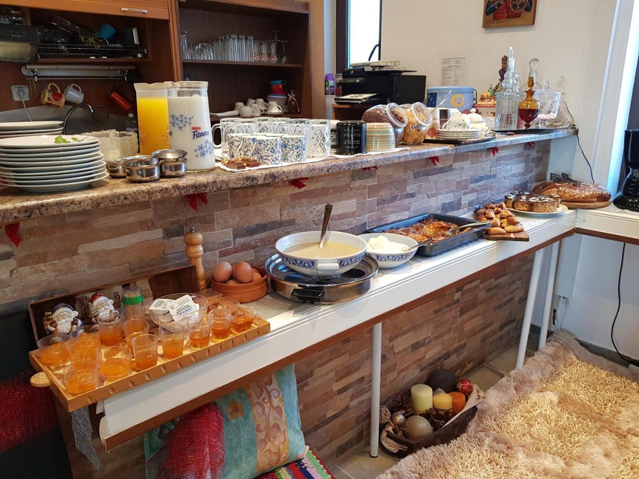 Petra & Elato Art Hotel Valtessiniko Dış mekan fotoğraf